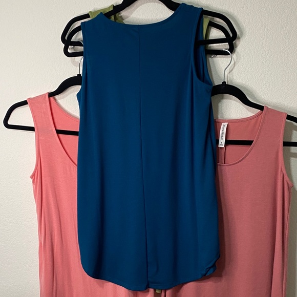 Lot of 4 Women's Sleeveless Tank Top Tunic - Picture 3 of 14